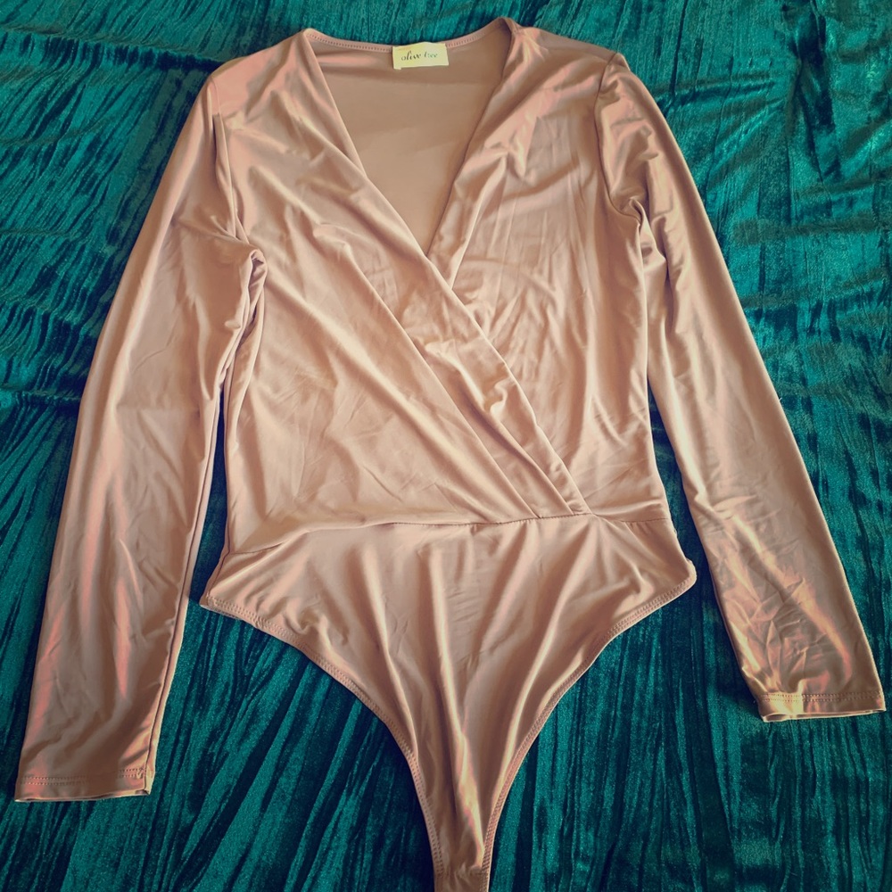 Mauve Low-Cut Bodysuit